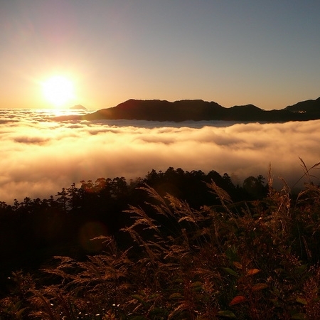 日出、雲海